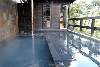 Gensen To Hanare No Oyado Tsuki Ito  Ngoại thất bức ảnh